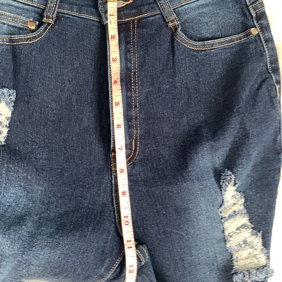 NWT Fashion Nova’s Needing Something Jeans - Dark Denim- Size 11/30 - Picture 8 of 13